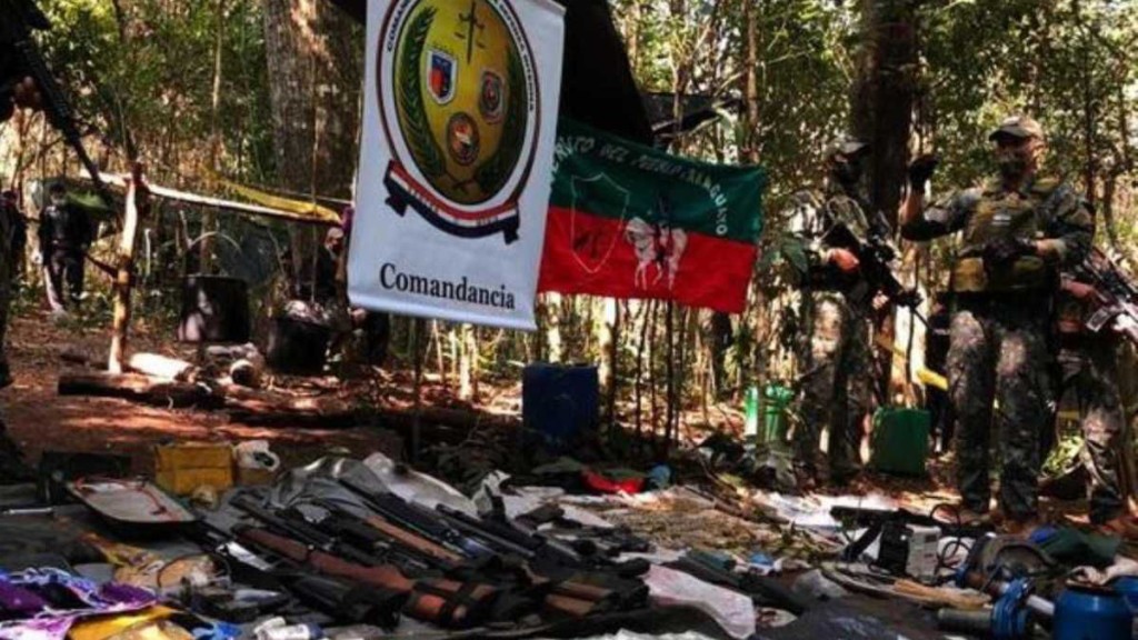 imagenes-del-campamento-del-grupo-guerrilla-epp-donde-fueron-asesinadas-dos-ninas-argentinas-un-grupo-militar-conjunto-del-gobierno-paraguay