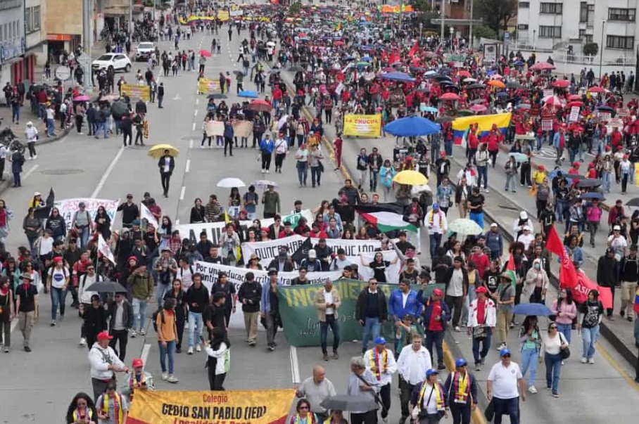 Dos días de paro nacional en Colombia impulsado por el presidente Petro ...